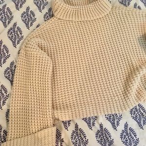 🍂 beige turtleneck sweater